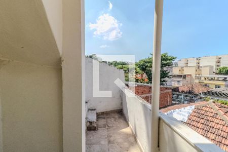 Quarto Suíte vista de casa para alugar com 2 quartos, 55m² em Lins de Vasconcelos, Rio de Janeiro