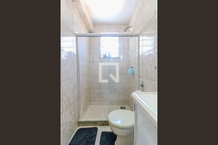 Banheiro da Suíte  de casa para alugar com 2 quartos, 55m² em Lins de Vasconcelos, Rio de Janeiro