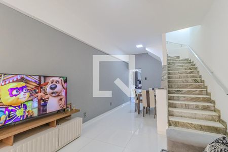 Sala de casa para alugar com 2 quartos, 55m² em Lins de Vasconcelos, Rio de Janeiro