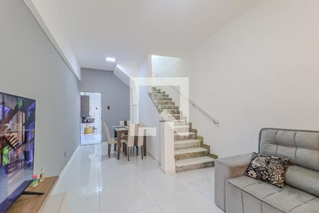 Casa para alugar com 2 quartos, 55m² em Lins de Vasconcelos, Rio de Janeiro