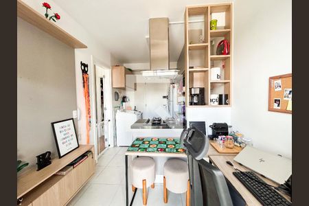 Sala/ Escritório de apartamento à venda com 1 quarto, 28m² em Jardim Caravelas, São Paulo