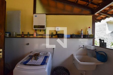 Casa à venda com 3 quartos, 228m² em Itaipu, Niterói
