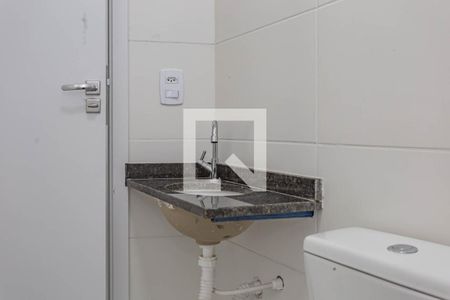 Banheiro de apartamento à venda com 1 quarto, 29m² em Vila Moinho Velho, São Paulo