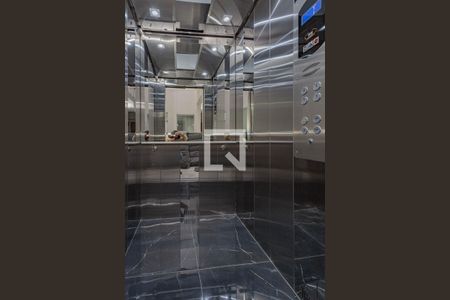 Elevador de apartamento à venda com 1 quarto, 29m² em Vila Moinho Velho, São Paulo
