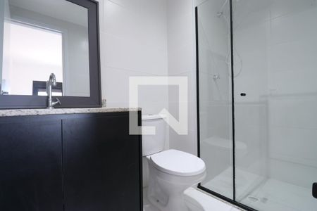 Banheiro de apartamento para alugar com 1 quarto, 24m² em Pompeia, São Paulo