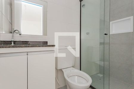 Banheiro de apartamento à venda com 1 quarto, 28m² em Vila Moinho Velho, São Paulo