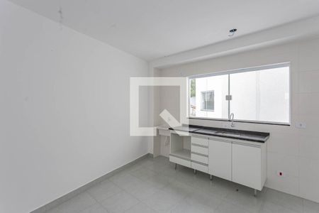 Sala e cozinha de apartamento à venda com 1 quarto, 28m² em Vila Moinho Velho, São Paulo
