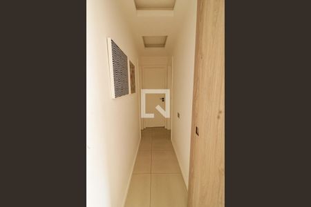 Corredor de apartamento à venda com 2 quartos, 90m² em Barra da Tijuca, Rio de Janeiro