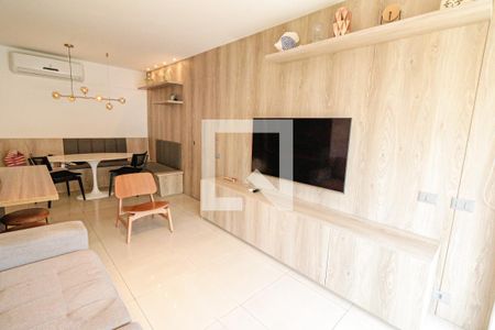 Sala de apartamento à venda com 2 quartos, 90m² em Barra da Tijuca, Rio de Janeiro