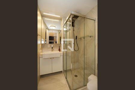 Banheiro de kitnet/studio para alugar com 1 quarto, 29m² em Jardim Paulista, São Paulo