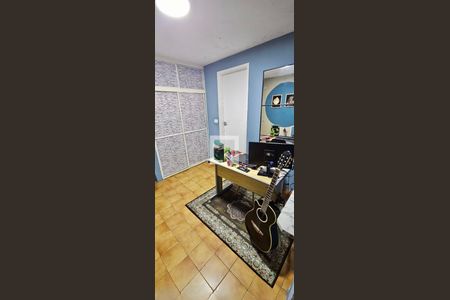 Sala de casa à venda com 2 quartos, 150m² em Bela Vista, Osasco