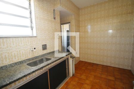 Cozinha de apartamento à venda com 3 quartos, 90m² em Brás de Pina, Rio de Janeiro