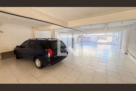 Garagem de apartamento à venda com 2 quartos, 121m² em Vila Linda, Santo André