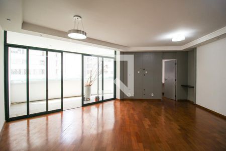 Sala de apartamento à venda com 3 quartos, 121m² em Moema, São Paulo