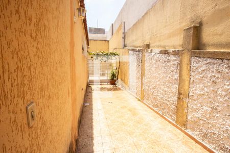 Área comum de casa à venda com 3 quartos, 220m² em Conjunto Residencial Santa Terezinha, São Paulo