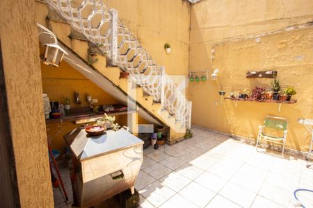 Área comum de casa à venda com 3 quartos, 220m² em Conjunto Residencial Santa Terezinha, São Paulo