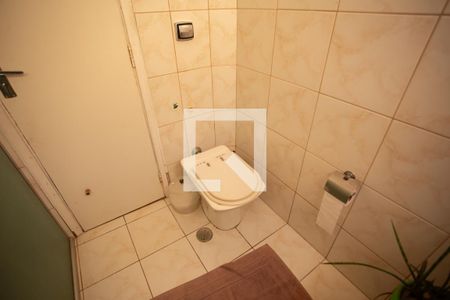 Banheiro de casa à venda com 3 quartos, 220m² em Conjunto Residencial Santa Terezinha, São Paulo