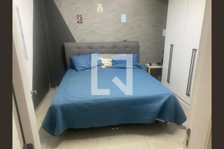 Casa à venda com 2 quartos, 125m² em Vila Assunção, Santo André