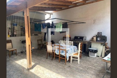 Casa à venda com 2 quartos, 125m² em Vila Assunção, Santo André