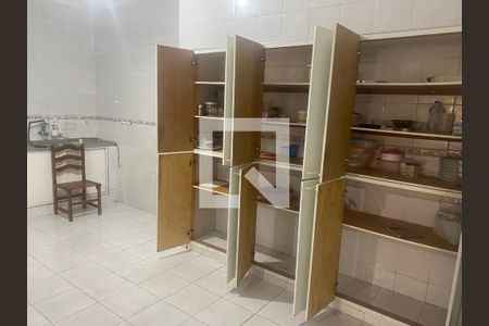 Casa à venda com 2 quartos, 125m² em Vila Assunção, Santo André