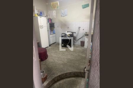 Casa à venda com 2 quartos, 125m² em Vila Assunção, Santo André