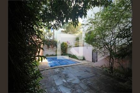 Casa à venda com 3 quartos, 510m² em Vila Madalena, São Paulo