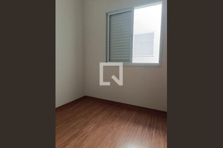 Casa à venda com 3 quartos, 90m² em Jardim Sabara, São Paulo