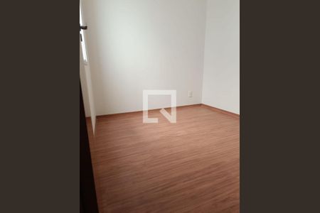 Casa à venda com 3 quartos, 93m² em Jardim Sabara, São Paulo