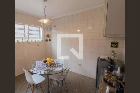 Casa à venda com 3 quartos, 383m² em City América, São Paulo