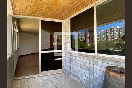 Varanda de apartamento para alugar com 3 quartos, 196m² em Pituba, Salvador