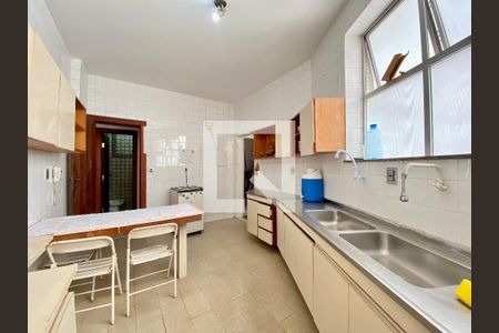 Cozinha de apartamento para alugar com 3 quartos, 196m² em Pituba, Salvador