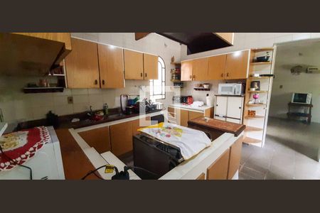 Cozinha de casa para alugar com 5 quartos, 998m² em Três Montanhas, Osasco