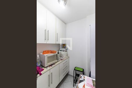 Quarto de Serviço de apartamento à venda com 2 quartos, 80m² em Vila Gumercindo, São Paulo