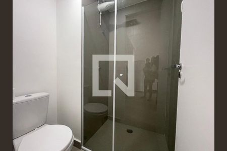 Banheiro de apartamento à venda com 1 quarto, 31m² em Butantã, São Paulo