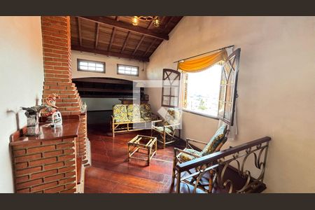 Sótão  de casa à venda com 3 quartos, 221m² em Jardim Ipanema, Santo André