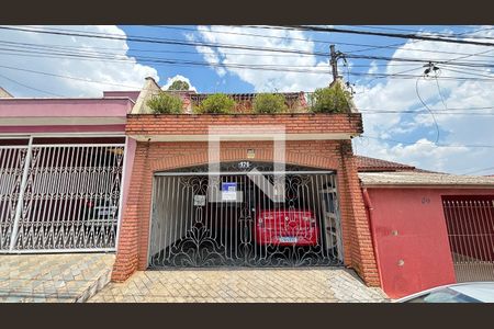 Fachada de casa à venda com 3 quartos, 221m² em Jardim Ipanema, Santo André
