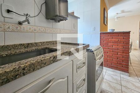 Cozinha de apartamento para alugar com 2 quartos, 96m² em Balneario Cidade Atlantica, Guarujá