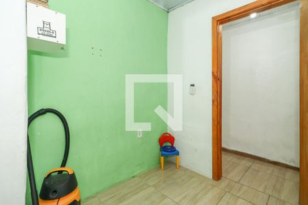 Quarto 2 de casa à venda com 4 quartos, 200m² em Jardim Carvalho, Porto Alegre