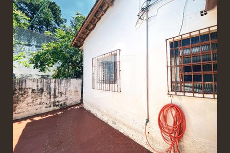 Casa à venda com 4 quartos, 230m² em Jardim Bonfiglioli, São Paulo