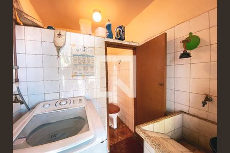 Casa à venda com 4 quartos, 230m² em Jardim Bonfiglioli, São Paulo