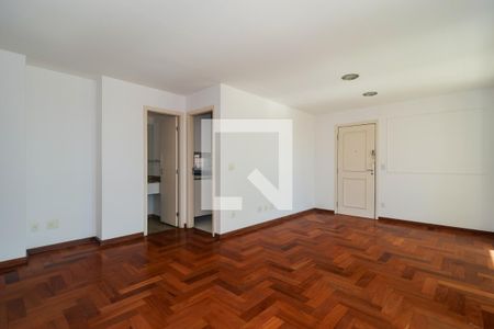 Sala de apartamento à venda com 4 quartos, 130m² em Paraíso do Morumbi, São Paulo