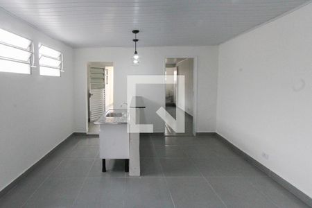 Sala  de casa para alugar com 2 quartos, 100m² em Vila Tolstoi, São Paulo