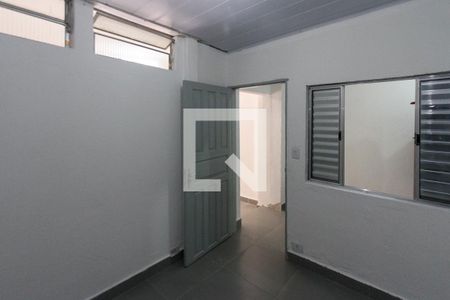 Quarto de casa para alugar com 2 quartos, 100m² em Vila Tolstoi, São Paulo