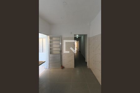 Cozinha de casa para alugar com 2 quartos, 100m² em Vila Tolstoi, São Paulo
