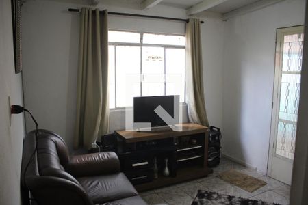 Sala de casa à venda com 4 quartos, 360m² em Santa Cruz Industrial, Contagem