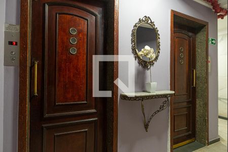 Área comum - Elevadores de apartamento à venda com 1 quarto, 27m² em Bela Vista, São Paulo