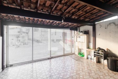Garagem de casa à venda com 2 quartos, 100m² em Parque Boturussu, São Paulo