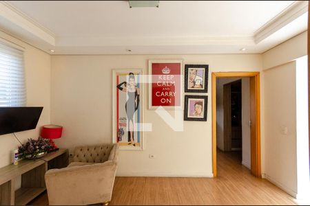 Hall da escada de casa para alugar com 3 quartos, 390m² em Vila Penteado, São Paulo