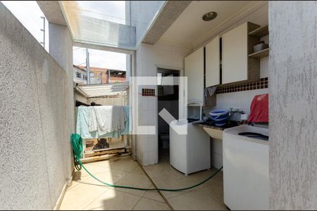 Área de Serviço de casa para alugar com 3 quartos, 390m² em Vila Penteado, São Paulo