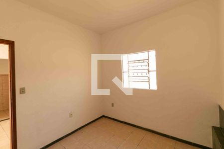 Quarto de casa para alugar com 1 quarto, 50m² em Glória, Belo Horizonte